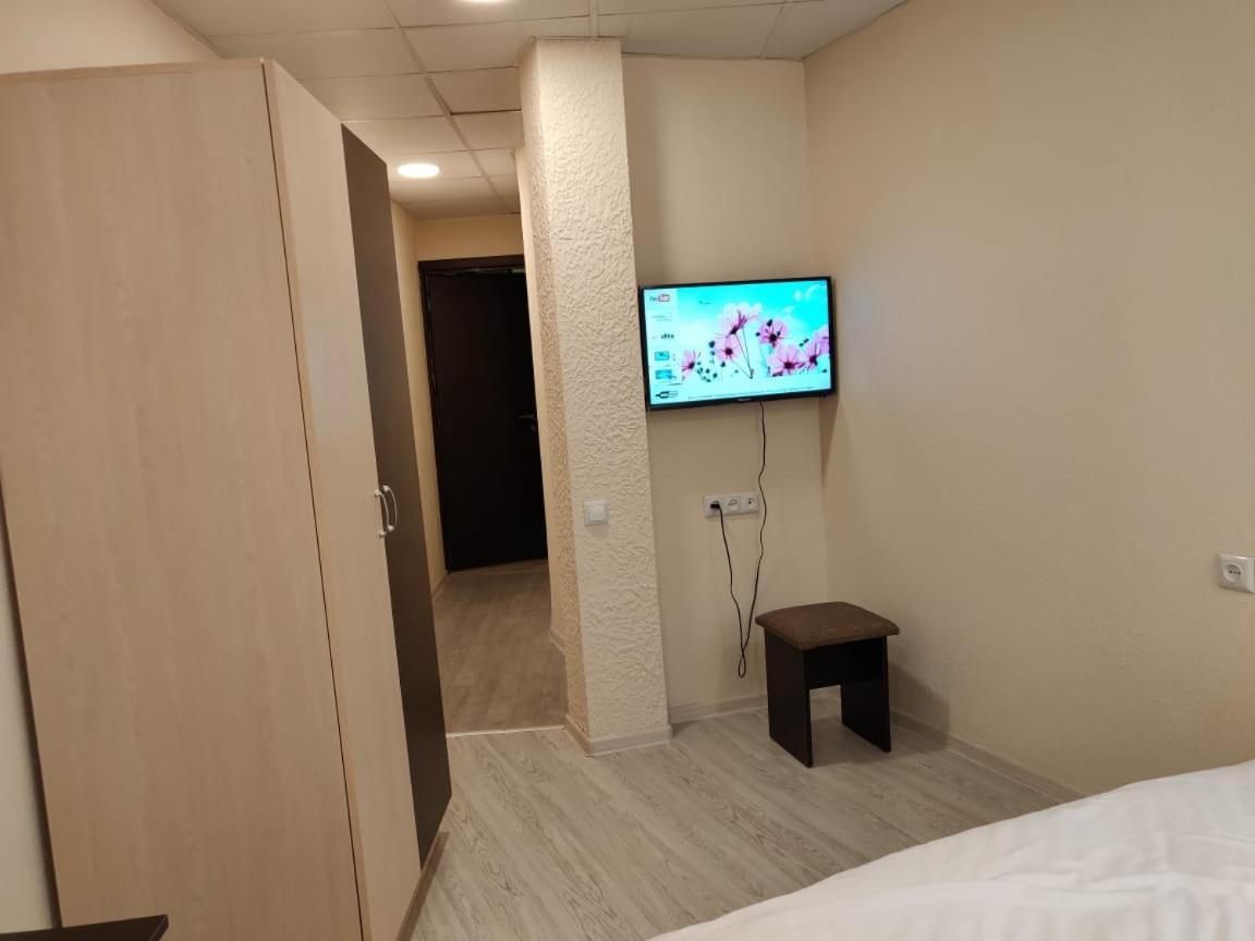 Shree Gopal Gayatri Lok Hotel Jerevan Buitenkant foto