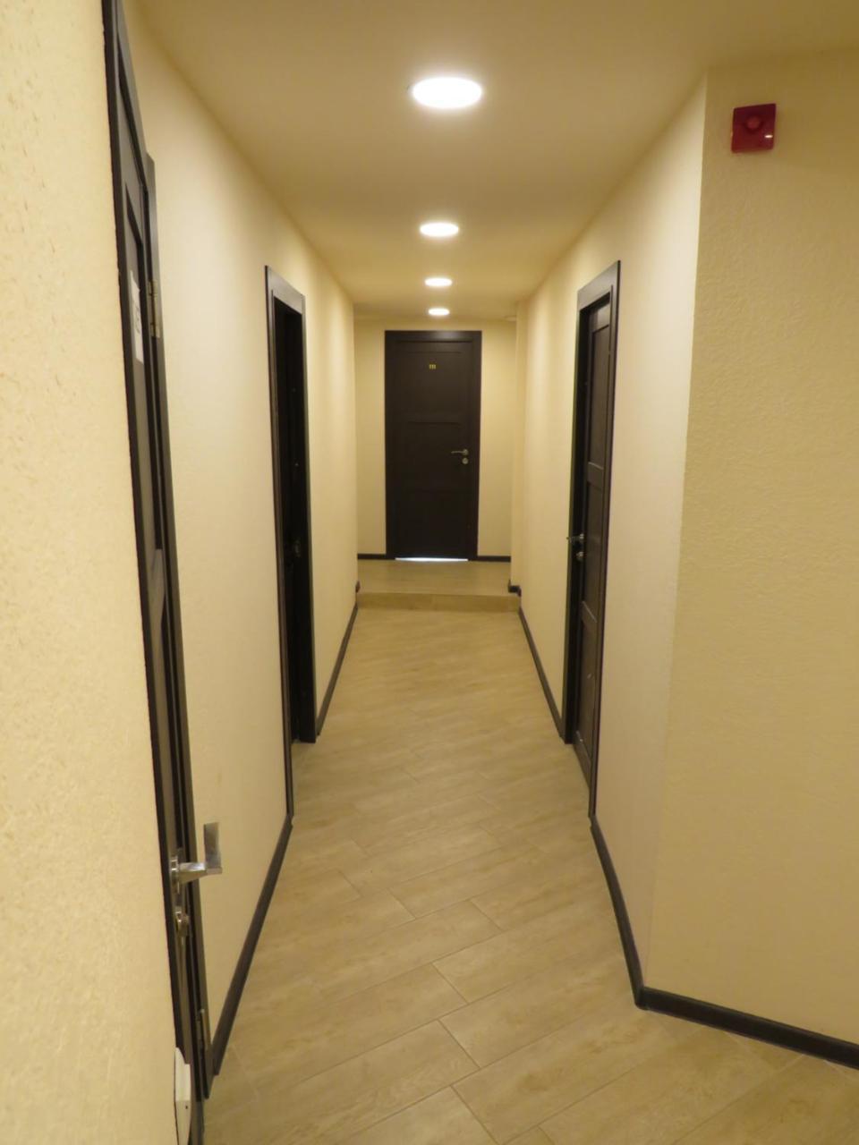 Shree Gopal Gayatri Lok Hotel Jerevan Buitenkant foto